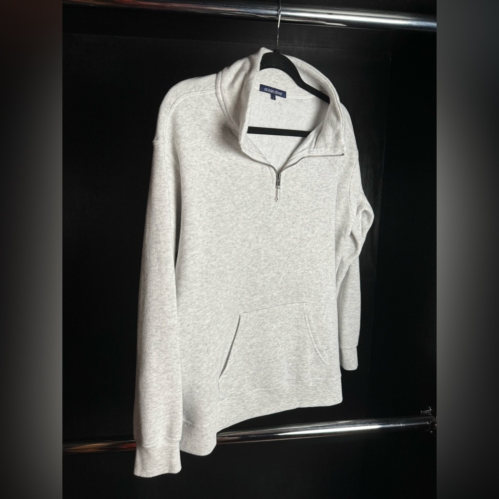 1/4 zip hoodie